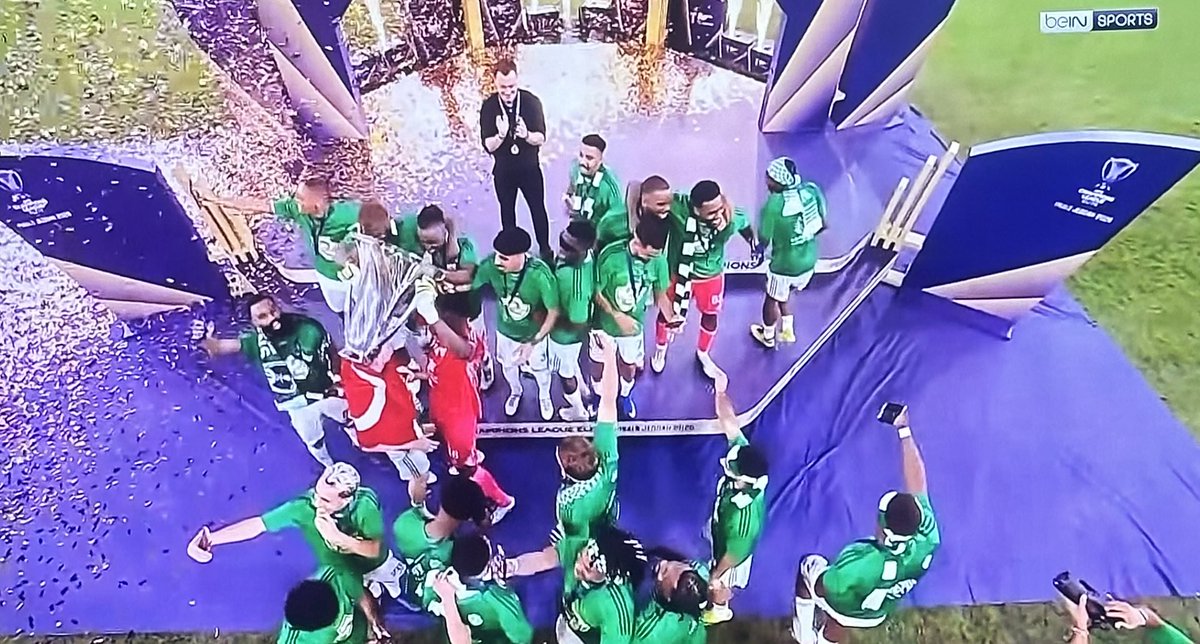 ramm422's tweet photo. #الاهلي_بطل_اسيا
نبارك هذا الفوز والتتويج المستحق بالنخبة الثانية على التوالي 
الشكر لله ثم للمدرب واللاعبين على أدائهم الإحترافي المتميز  وللجماهير الداعمة للكيان.
الأهلي مصدر فخر للوطن وللكرة السعودية 🤍💚🤍 https://t.co/DSA9xYCyLs
