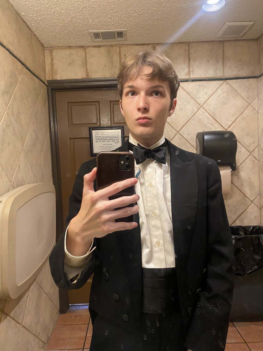 lucas tweet media