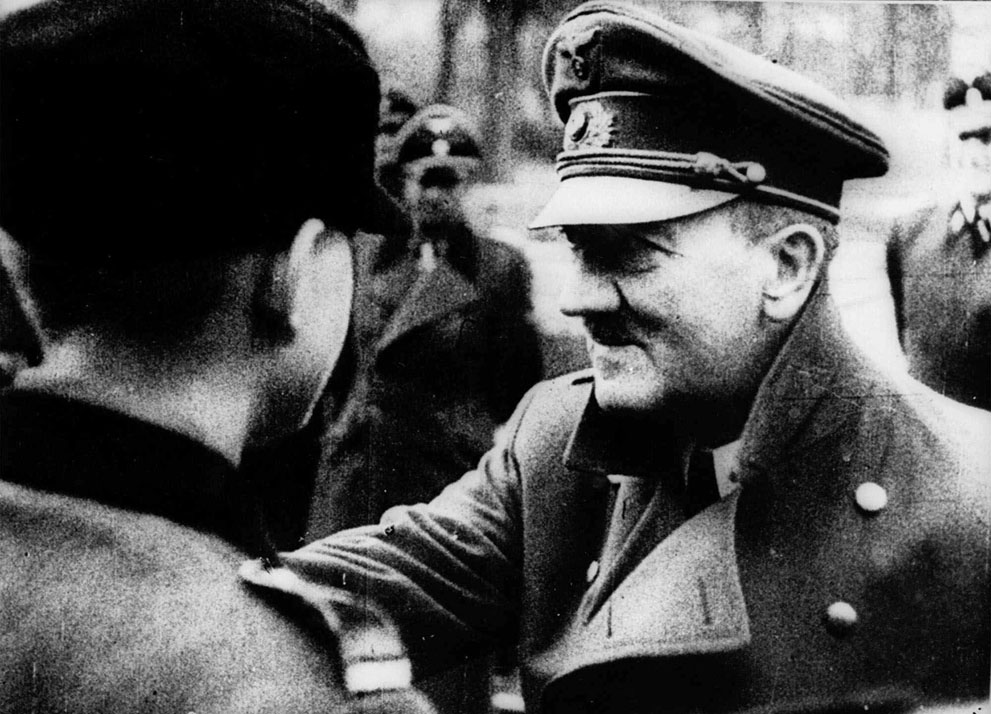 Voices of WW2 tweet media