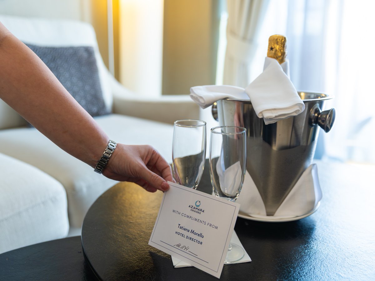 Azamara tweet media