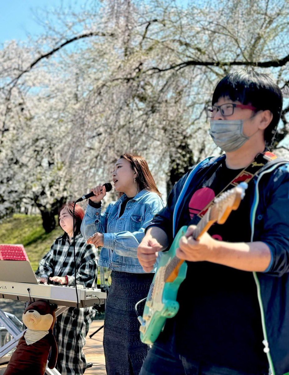 P4KqCtwg5GWU13c's tweet photo. 4/29(水・祝)開催！🎤✨
『JPOPコンサートvol.16 ～爽快！スプリング・ポップス・エクスプレス～』

高橋優、スピッツ、ZARDなど…
世代を超えて愛されるJPOPの名曲をアンリミテッドカラーがお届けします！

📅4月29日(水・祝)
📍ふれあーるAKITA (フォンテAKITA 6F)
⏰[開演時間]13:30〜
💰入場無料 https://t.co/mkxRFPIziE