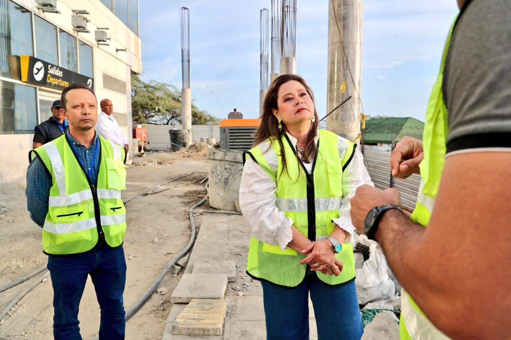 Mafe Rojas tweet media