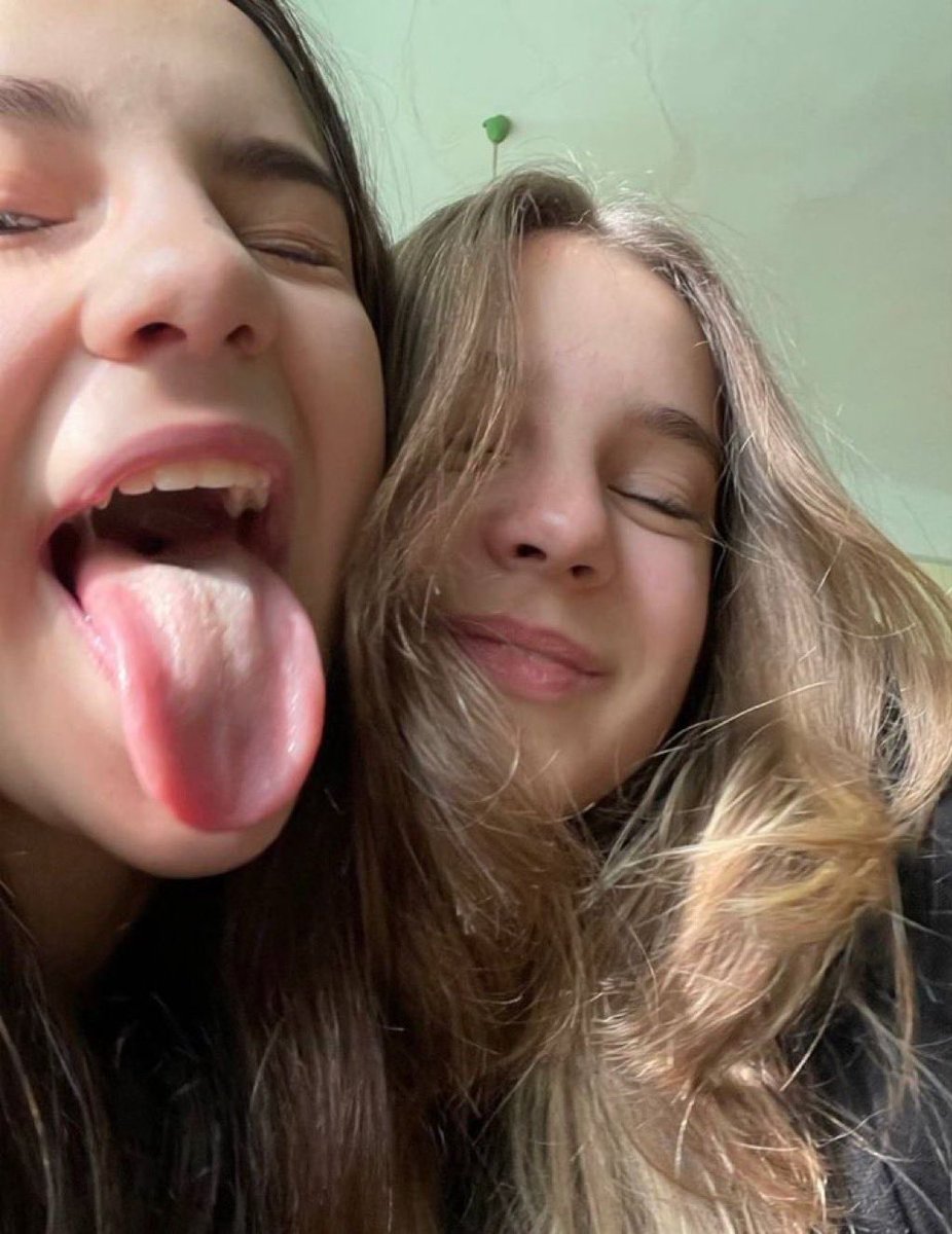 Julliette 🍇 tweet media