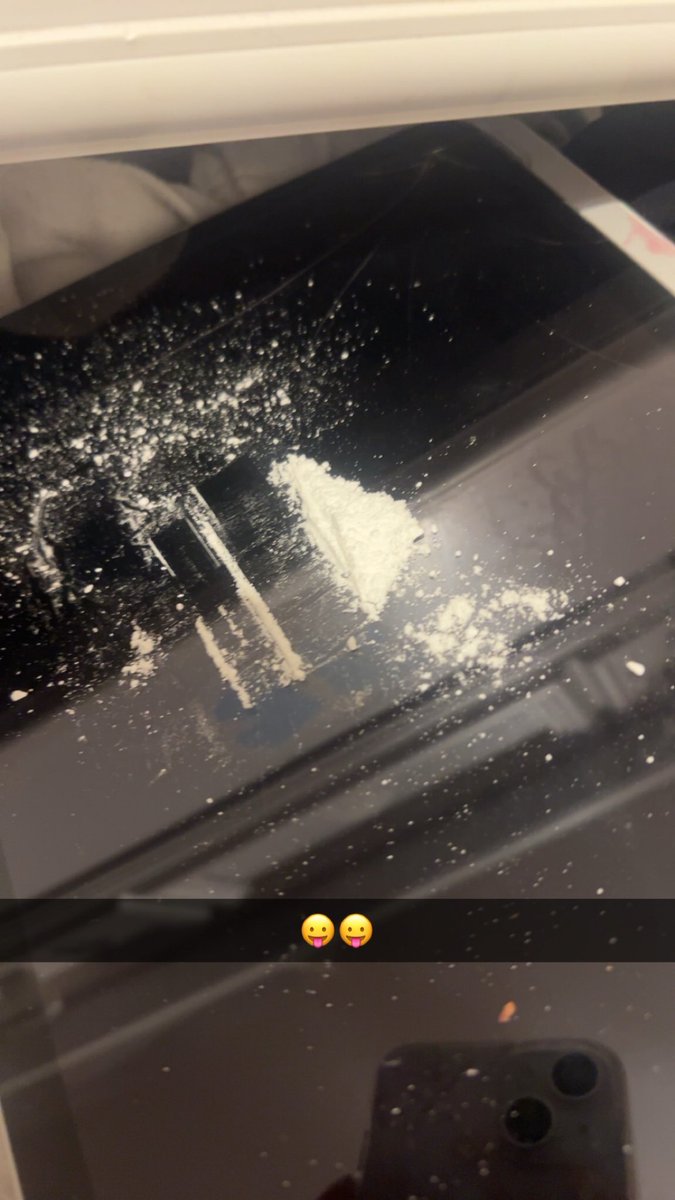 eslvtgf's tweet photo. #drugtwt i was high asf beo https://t.co/D7j3V7sAGN