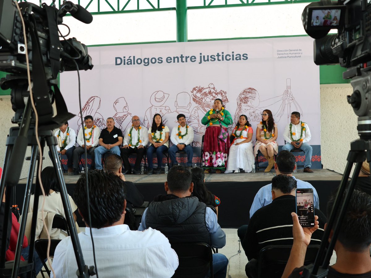ClaudiaOliviaM's tweet photo. Desde @CONAPRED reiteramos nuestro compromiso en seguir fortaleciendo los derechos humanos de todas las personas. https://t.co/JcSt3azWbi