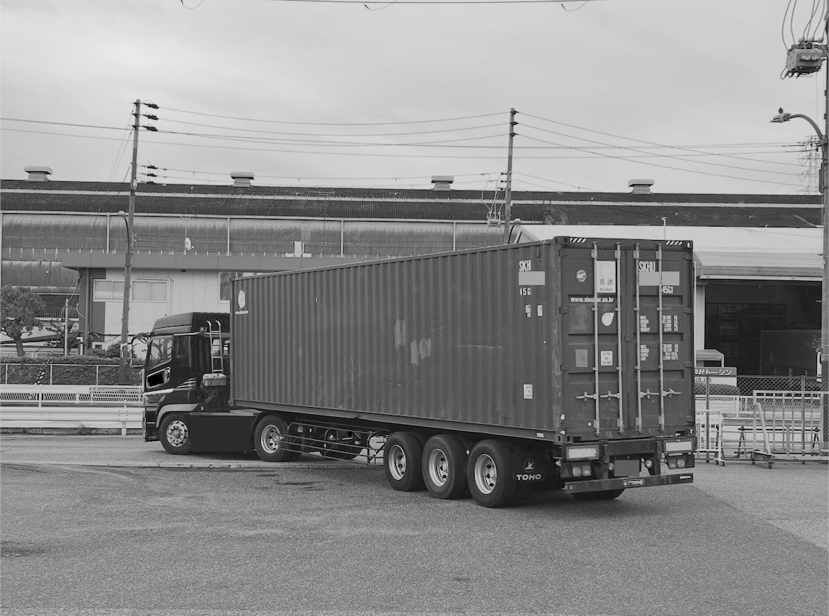 コニヤ商店 tweet media