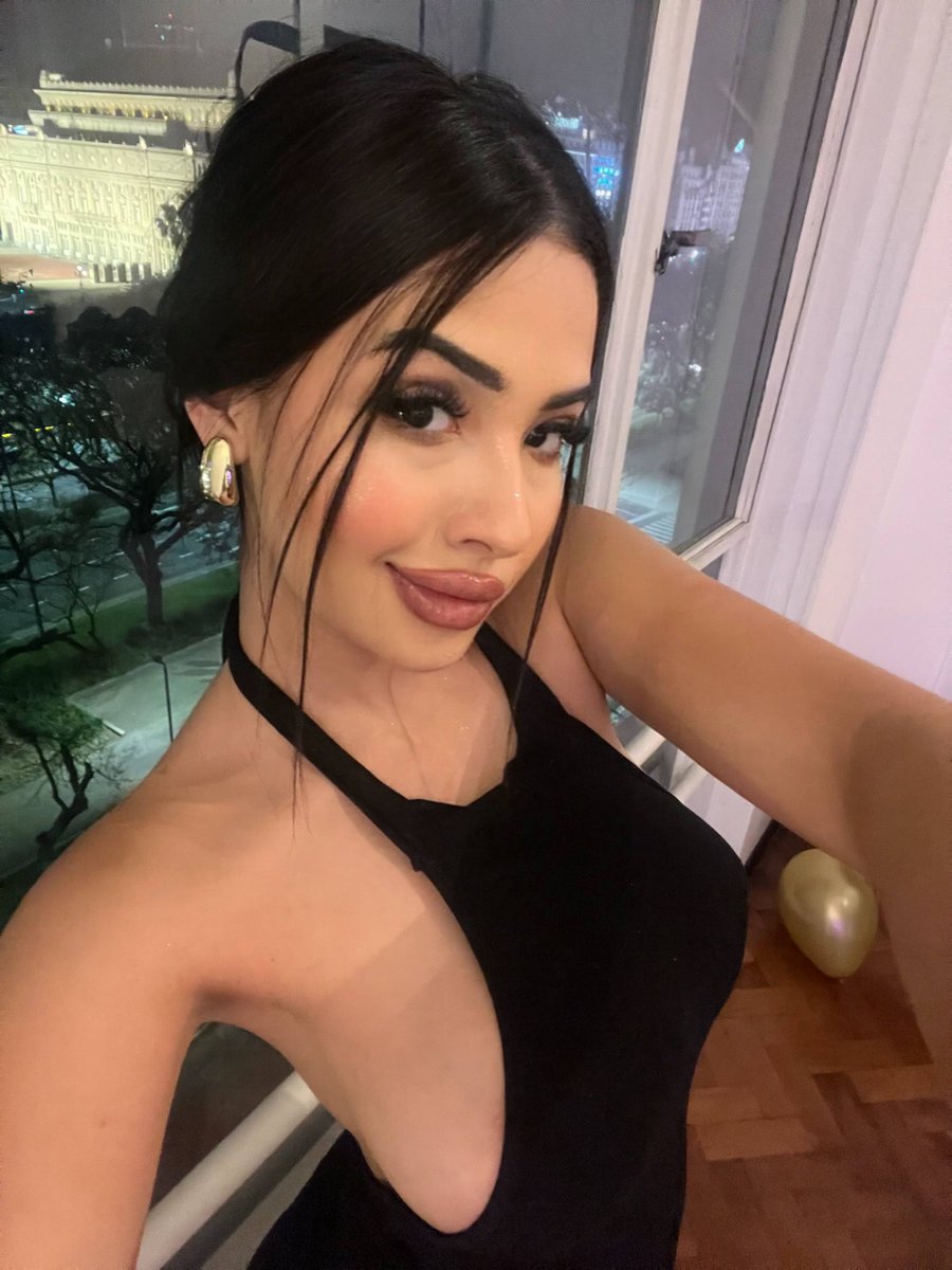 𝒞𝒽𝒾𝒶𝓇𝒶 ❤︎ tweet media