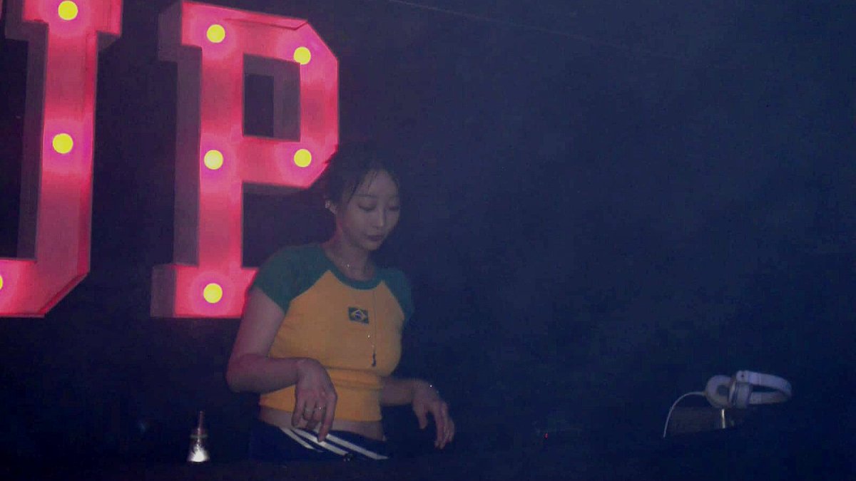 exidvids's tweet photo. seo hyelin in brazil 🇧🇷 https://t.co/qOijn2OTY3