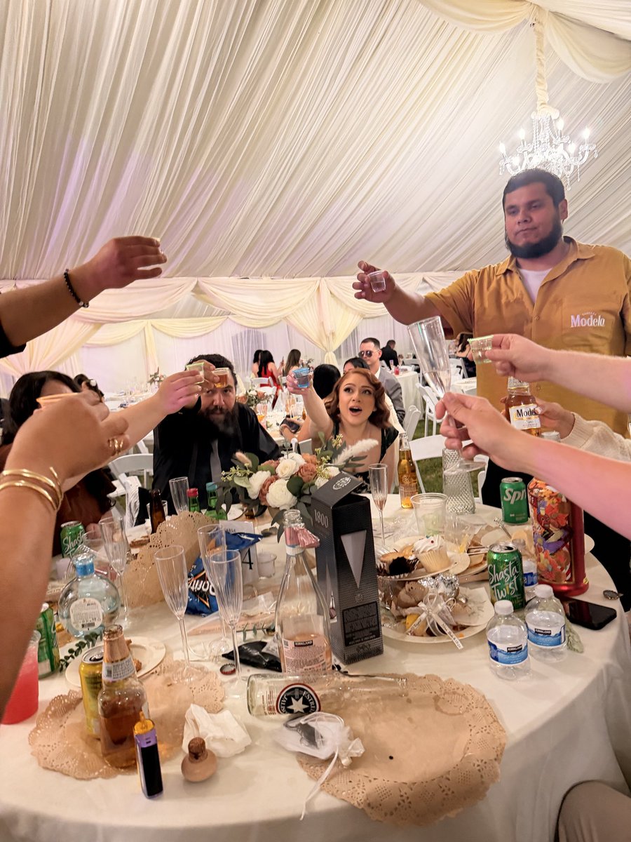 uhpanda's tweet photo. wedding last weekend 🩷 https://t.co/QGPWK2eaHi