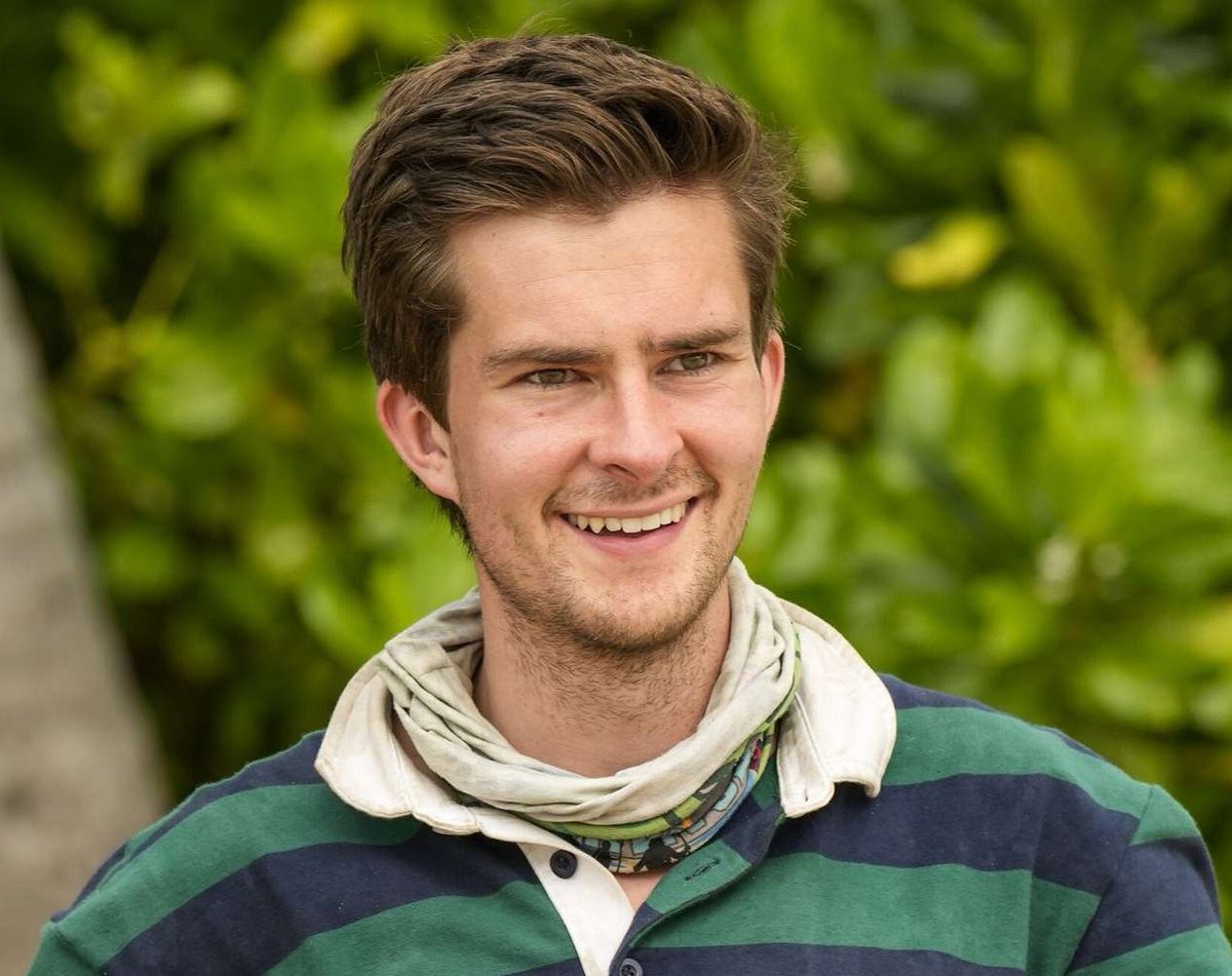 lessxss's tweet image. #Survivor47 

Charlie Davis
Kenzie Petty
Tiffany Nicole Ervin
Venus Vafa