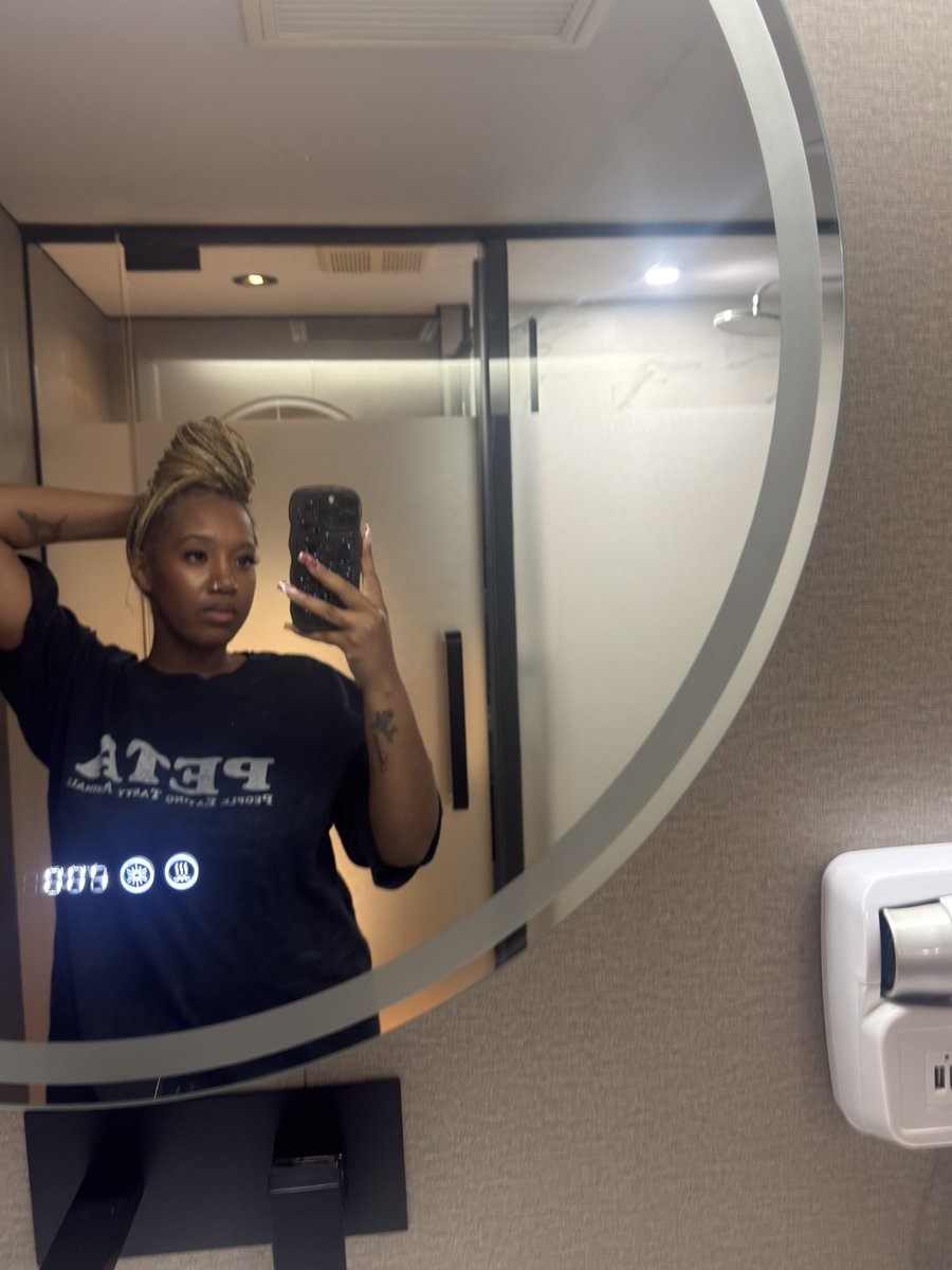 QueenNoco tweet media