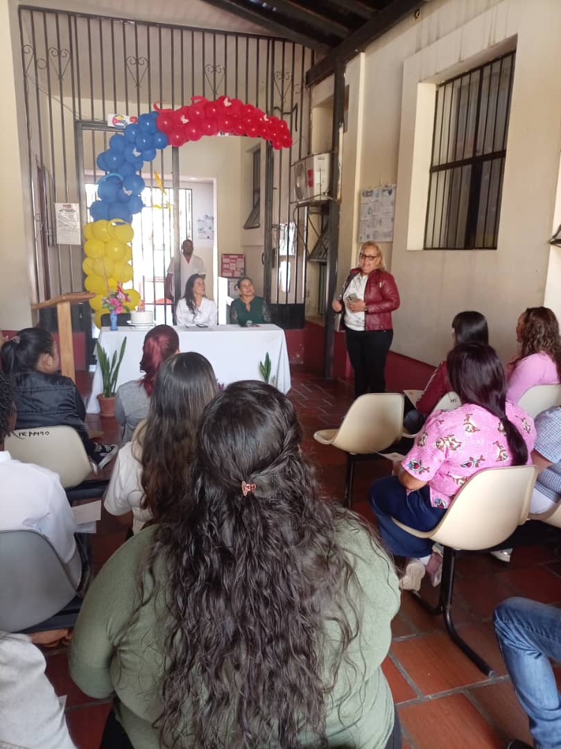 cubacooperaven's tweet photo. ¡23 años de amor y salud en #Mérida! Celebramos el aniversario de #BarrioAdentro en el CDI "Oscar Arnulfo Romero" con la Dra. Idaimy Molina del Sol. 🇨🇺✨

Dos décadas de labor ininterrumpida por el bienestar del pueblo. ¡La Patria se defiende con excelencia! ✊❤️‍🩹

#CubaPorLaVida https://t.co/phzp5AyCjw