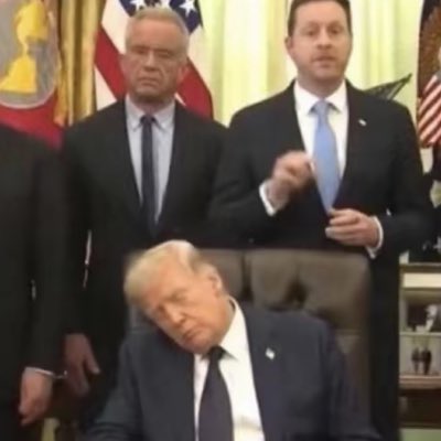 landofthehate's tweet photo. #NewProfilePic https://t.co/OS9l6vF36X