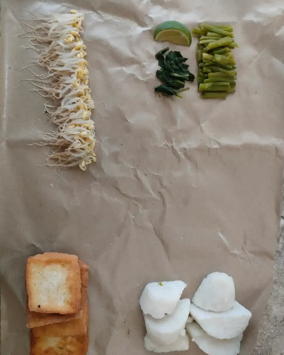 Endless Story tweet media