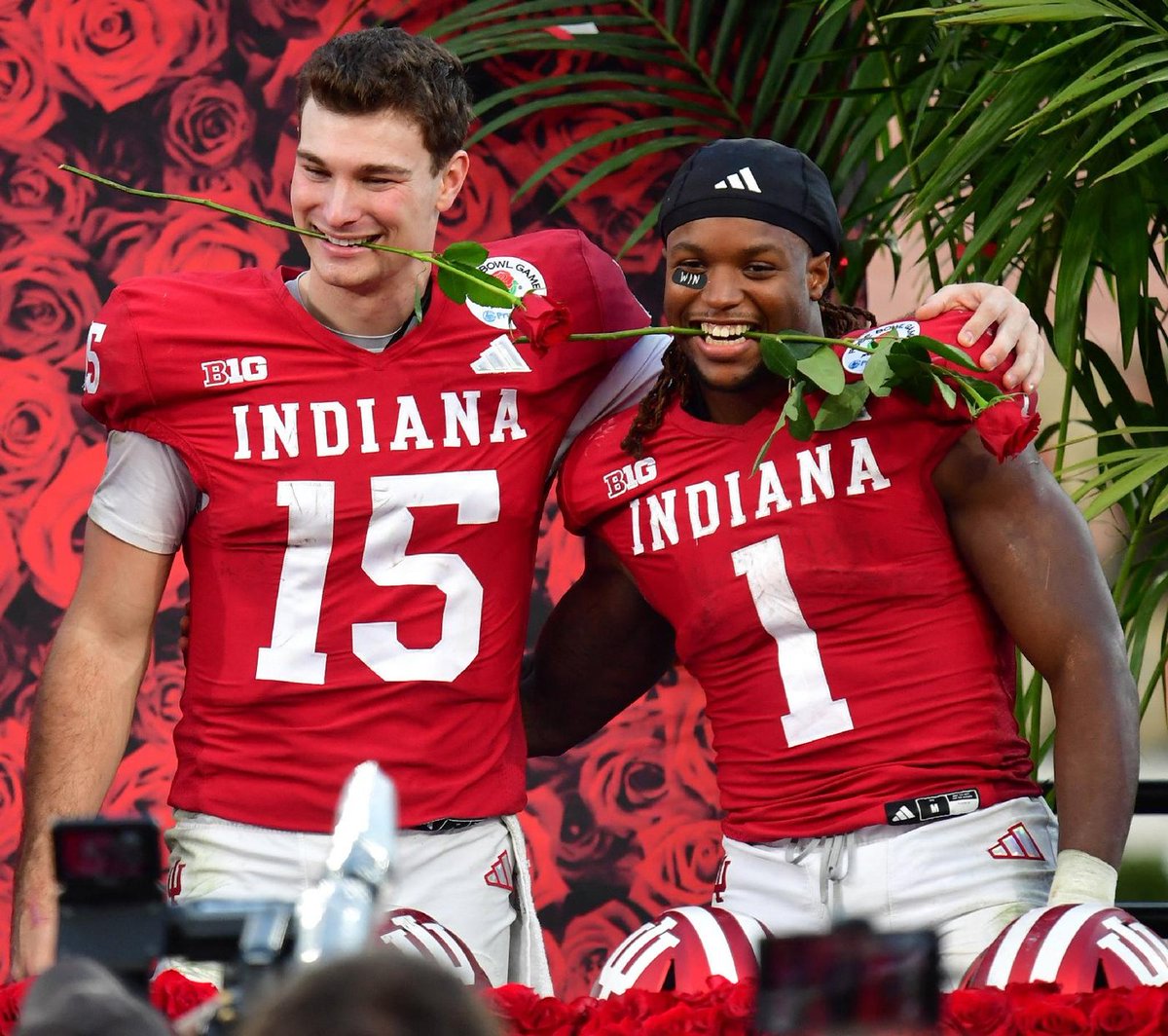 nickwalt's tweet image. Hoosiers reunion: #Raiders signing Indiana RB Roman Hemby and WR EJ Williams as UDFAs.

Hemby rushed for 1,120 yards and 7 TD last season. Williams recorded over 400 yards and 6 TDs.

The national champs reunite with Fernando Mendoza in Vegas and will compete for roster spots.