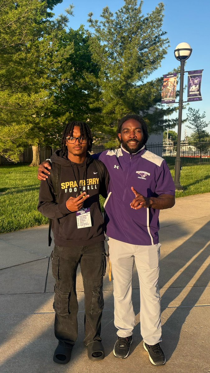 DanielMailey09's tweet photo. Had an amazing time @Mckendree_FB Spring Game. Thank you @CoachBrown27 for the invite!
@SprayberryATH @SHSProspects @CoachFominaya @TheCoachCassidy
@NLACoachPetway
@CoachVentura_
@SoutheastElite_
@GAPrepVarsity
@RecruitGeorgia @NwGaFootball
@On3
@PeachtreeScout https://t.co/kgtsIpyz2s