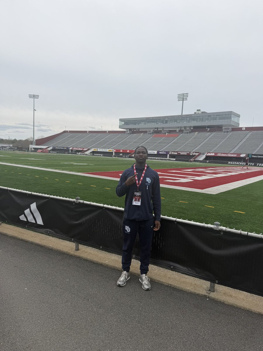 DanielLewis_QB's tweet photo. Great time up in Amherst for UMass’s Spring game, loved to see the guys compete!

@CoachDgrant @RecruitWOFB @WestOrangeHSFB @DMFootball258 https://t.co/3VKwLgDOFP