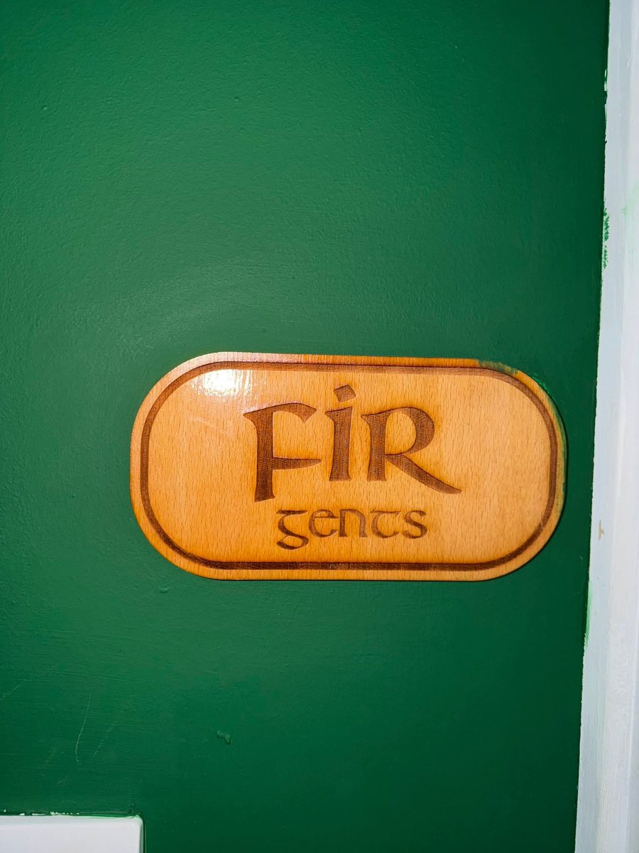 ThisIsIreland3's tweet image. Ladies and gents in Irish
This is what you will see outside Irish toilets 🇮🇪

📸 The Irish Gem 

#Irishlanguage #Irish #Ireland