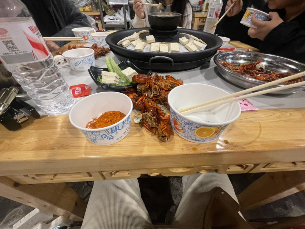 Artisi5's tweet photo. 最近吃的美食 https://t.co/9fBUOpiraJ