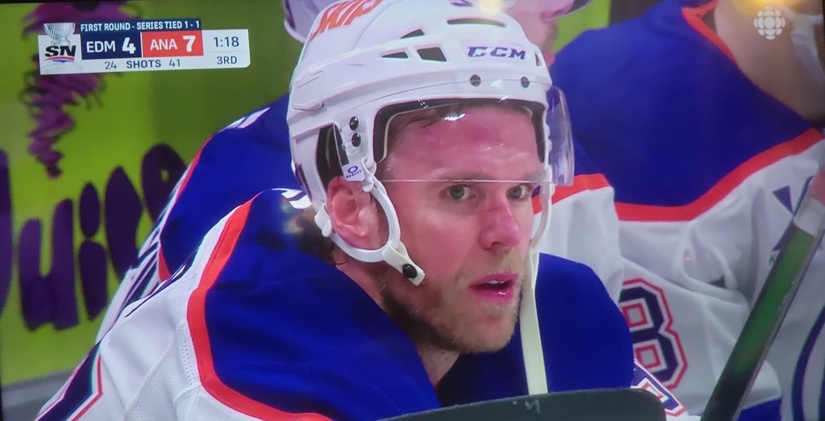 toxic leafs fan tweet media