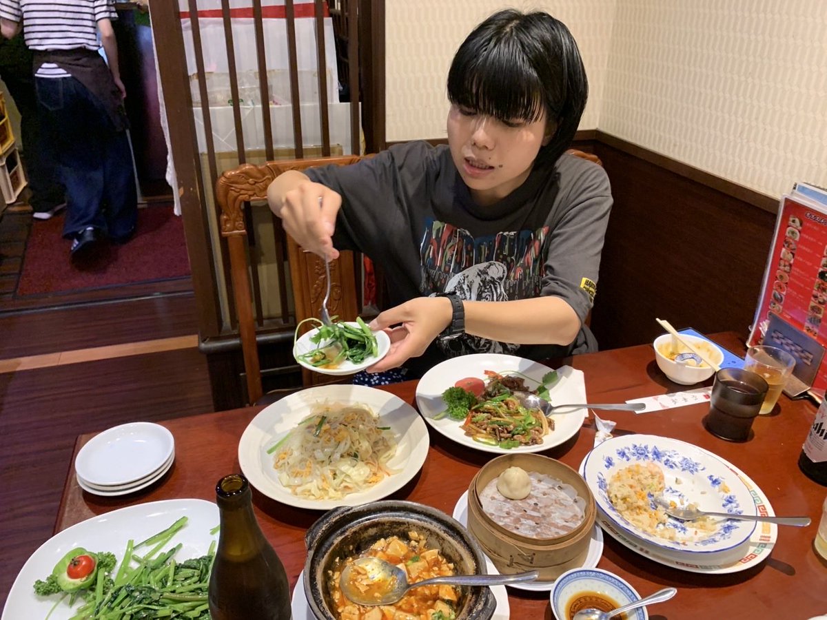 おはようございます。

もうすぐ円香まつりです

魔導魔導が召喚した選ばれしバンドたちで大演奏会。

魔導化様がおられるおかげで我々のバンドが息をしているわけです。合掌🙏

音で全員殺して、一旦更地にして、一からオギャーして皆で生まれ変わりましょう。
次なる聖地へ☝️

は？

オギャー！！
