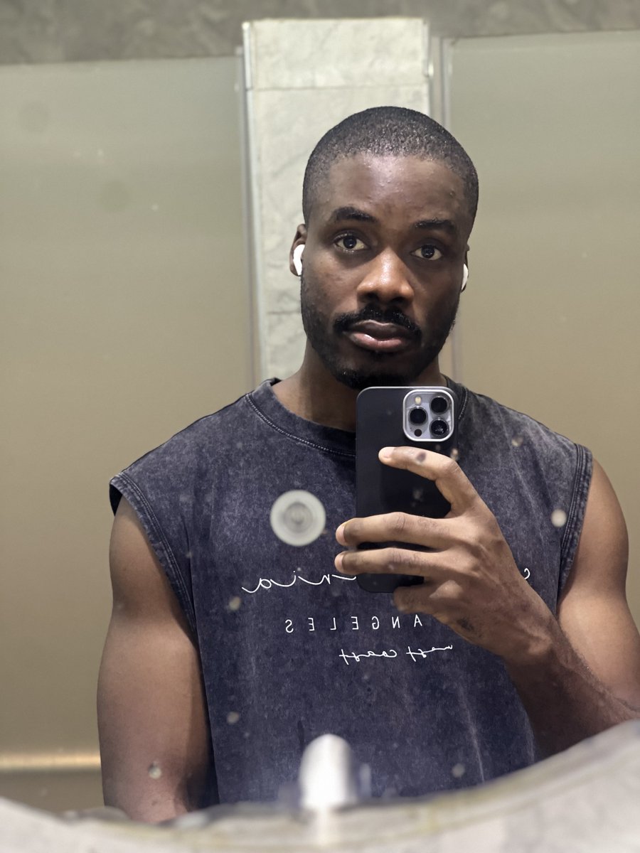 Ezekiel tweet media