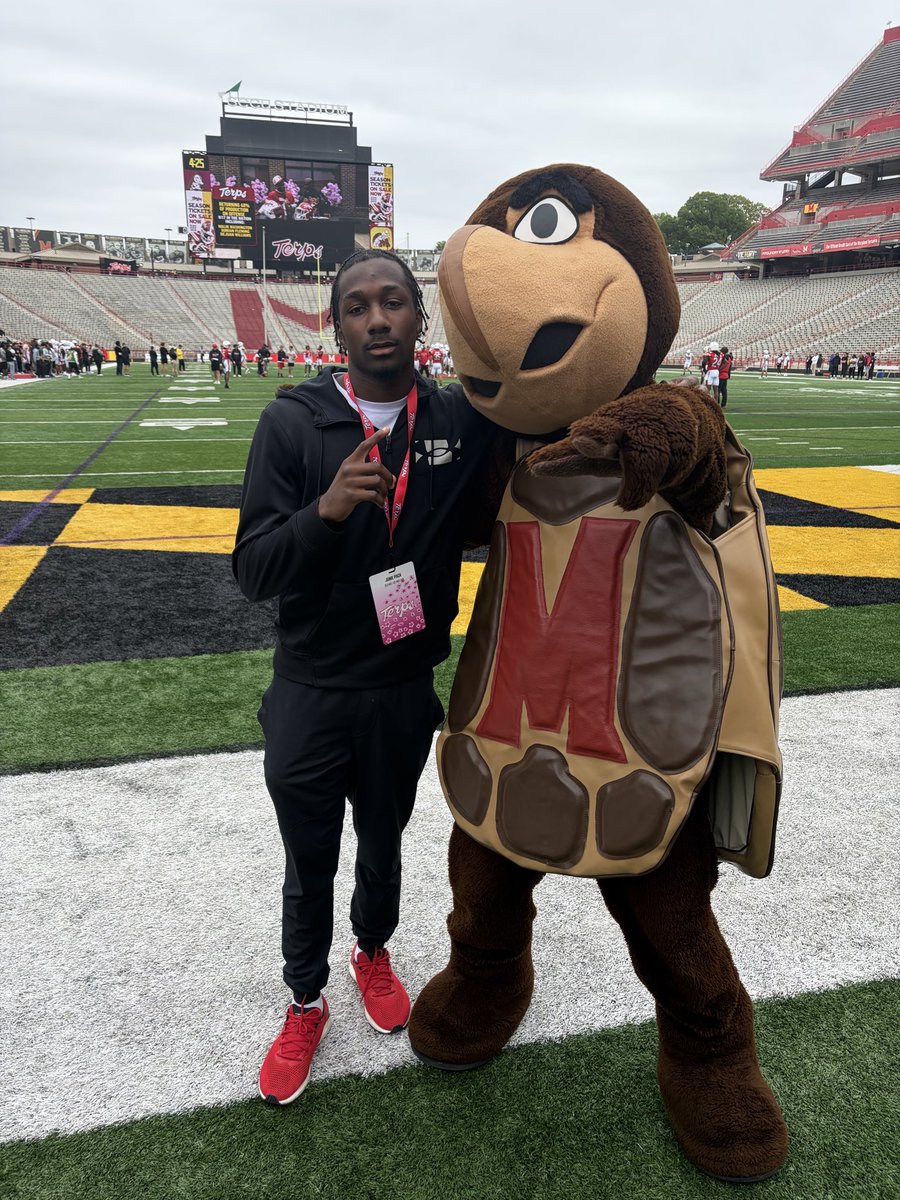 junie pack tweet media