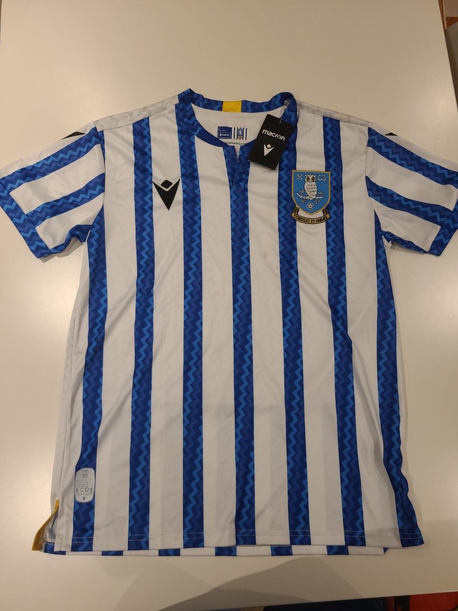 SWFCmemorabilia's tweet photo. Sheffield Wednesday FC - Football Shirt - Size Men LARGE - Good Conditions

£1.06 currently

2 bids

Ends Sun 3rd May @ 10:45am

https://t.co/1Nom119wRc

#ad #swfc https://t.co/vf0zS6JhOc