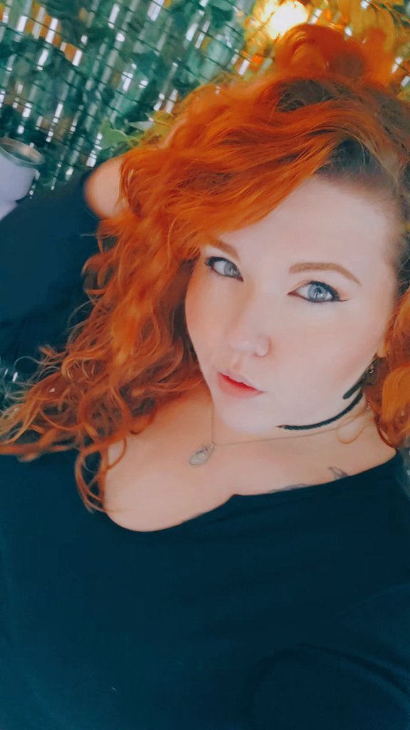 🦌🦇🌿🌸 tweet media