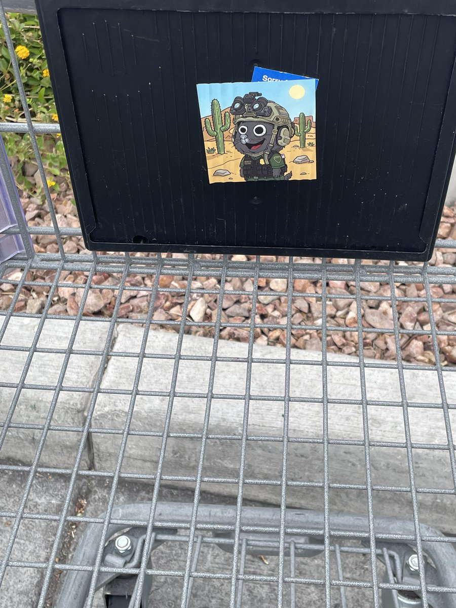 Another Cocaine Meatball has been spotted in a shopping cart!