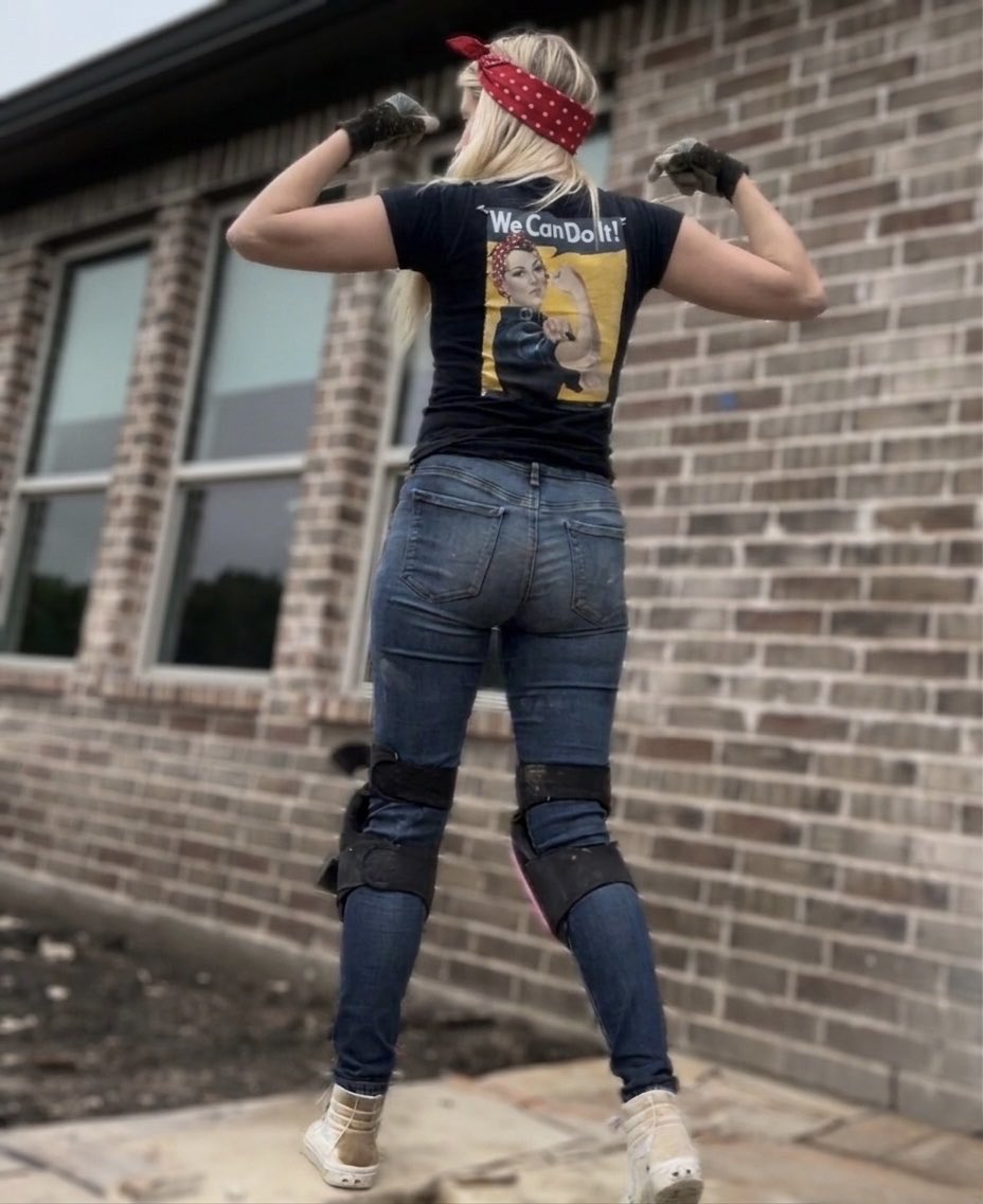 Mary Tiles Texas tweet media