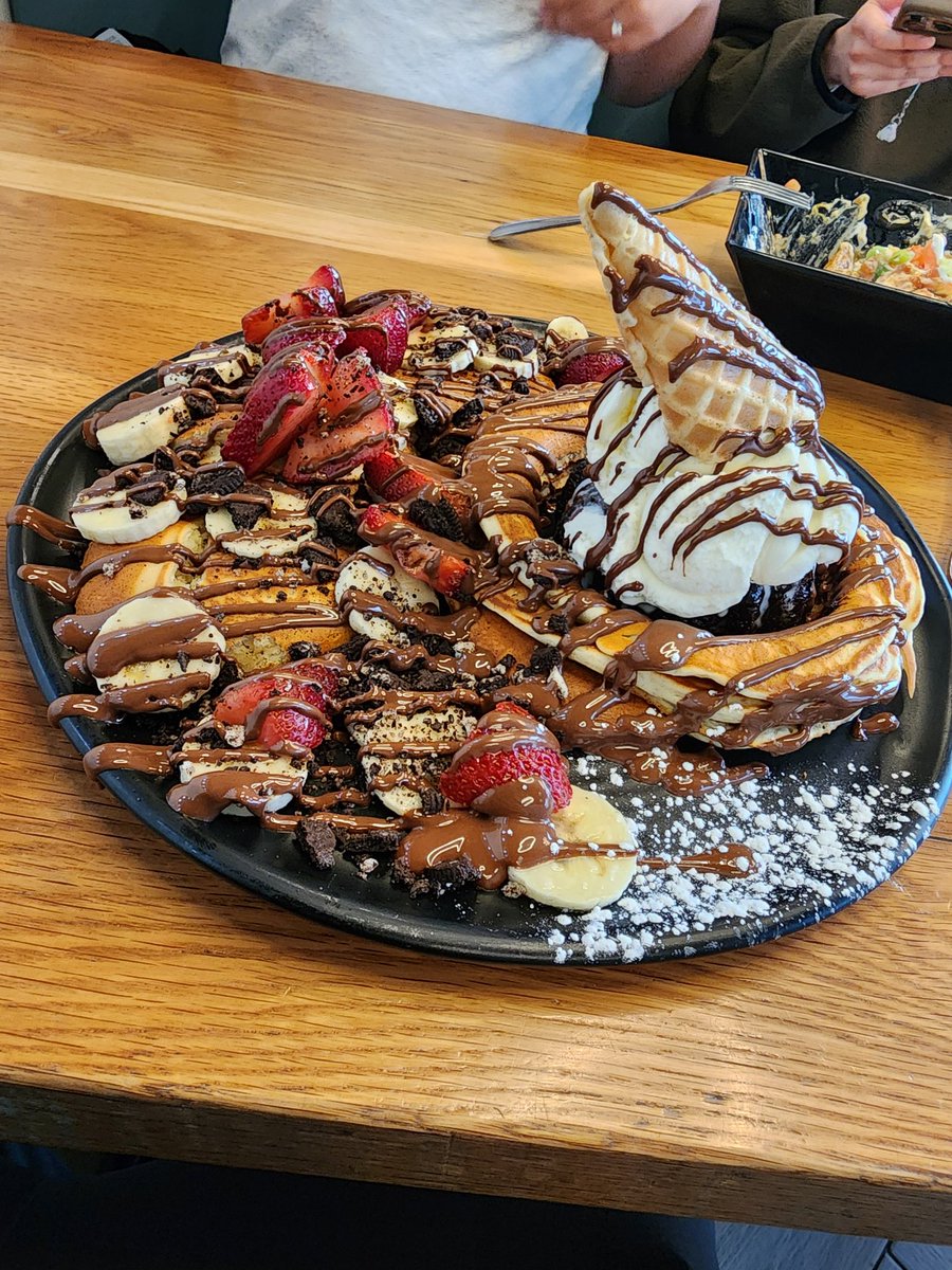 Effy // Iffy 🐺 tweet media