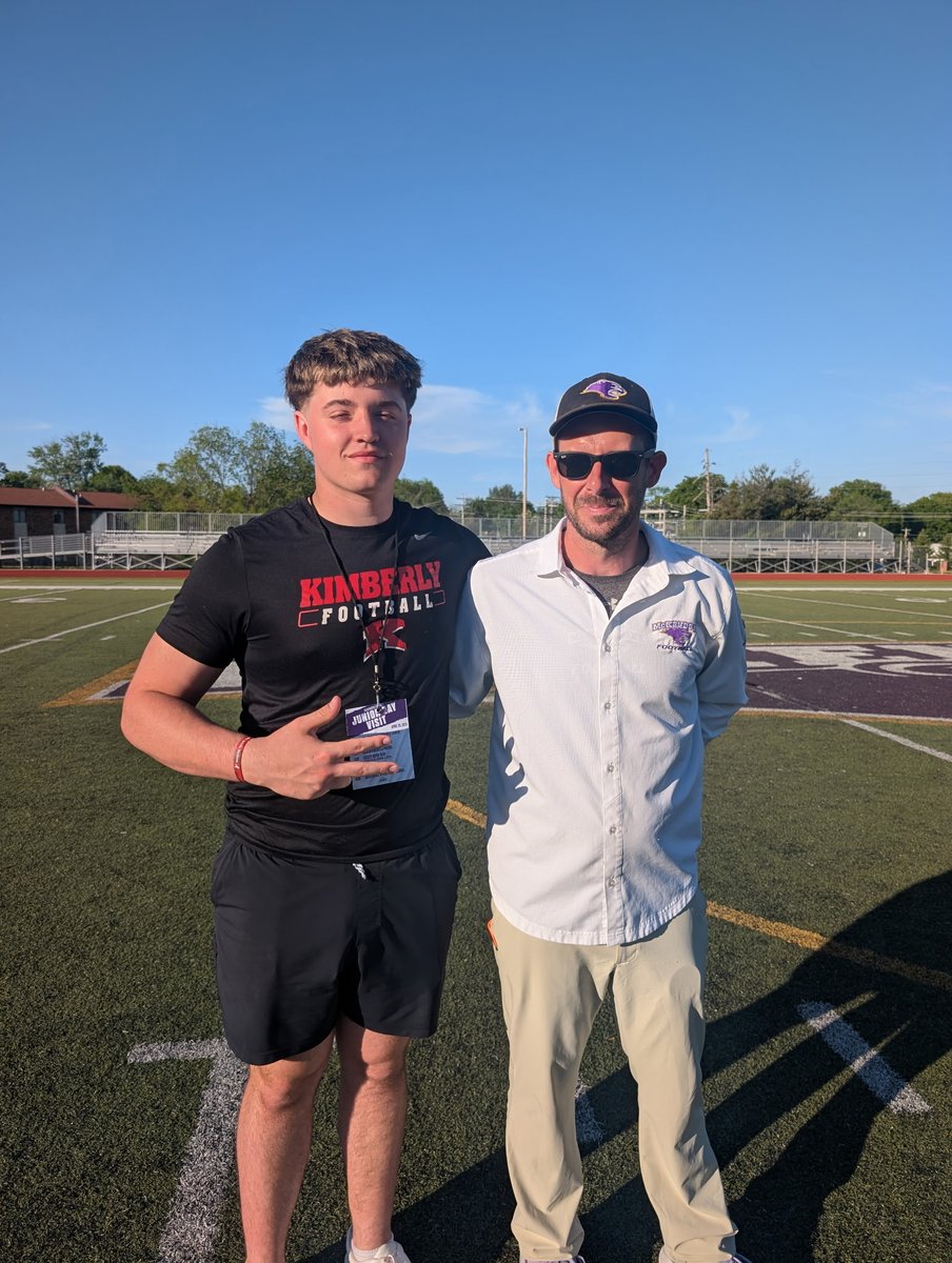 Christense32901's tweet image. I am extremely blessed for the invitation from @CoachRejfek to come down to Mckendree university this afternoon. I had a amasing time here and the culture is amasing. Looking forward to be back down this summer to work with Coach Keith #Dend #sophmore #d2