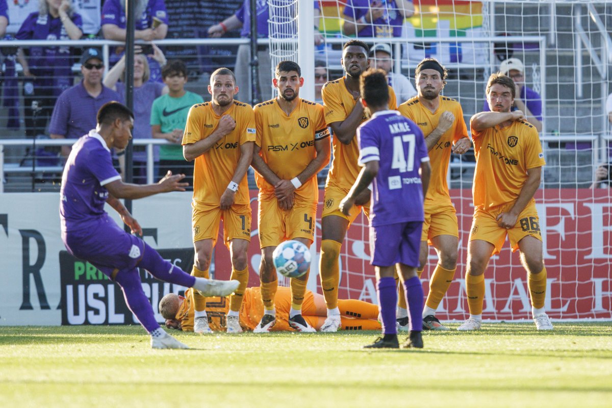 FortWayneFC's tweet photo. We feel your support. Keep it up!
Still tied at 1 in the 57th minute at Louisville City FC. https://t.co/sxJX98o3OV