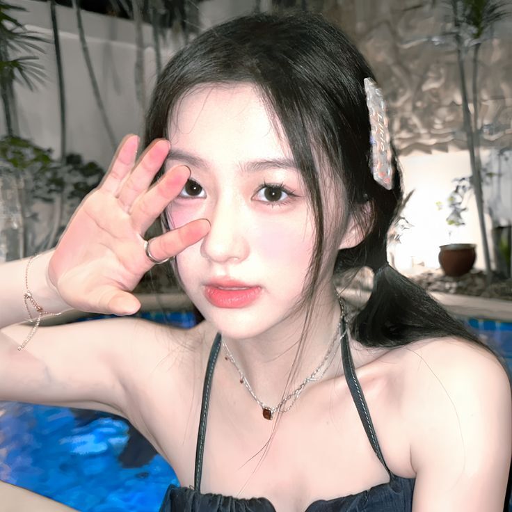 selfolssi ♤ tweet media