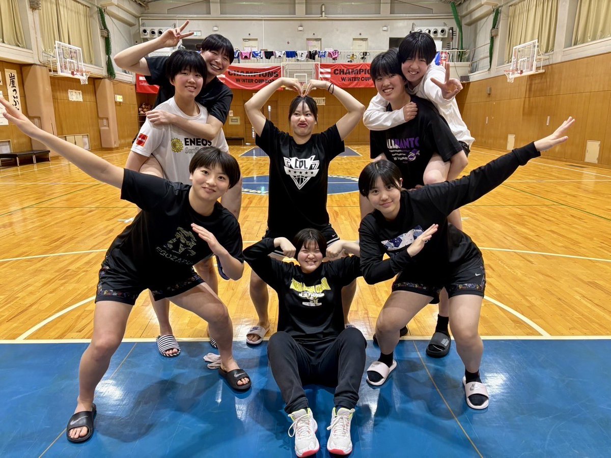 新入生を迎え、新たなチームづくりがスタートしました🌱🏀 全員揃って
