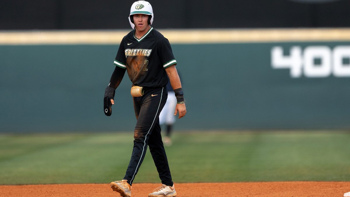 GGC_Baseball's tweet image. Baseball Concludes Regular Season with Series Sweep. Grizzlies walk off the finale in extra innings.

📰 - tinyurl.com/4y2bmazc

#ClawsOut