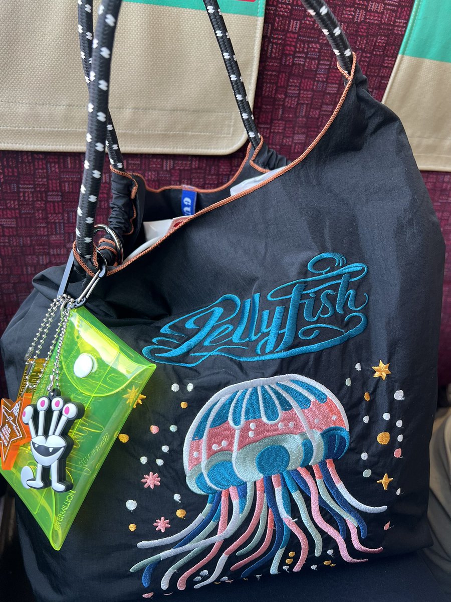 とんきち tweet media