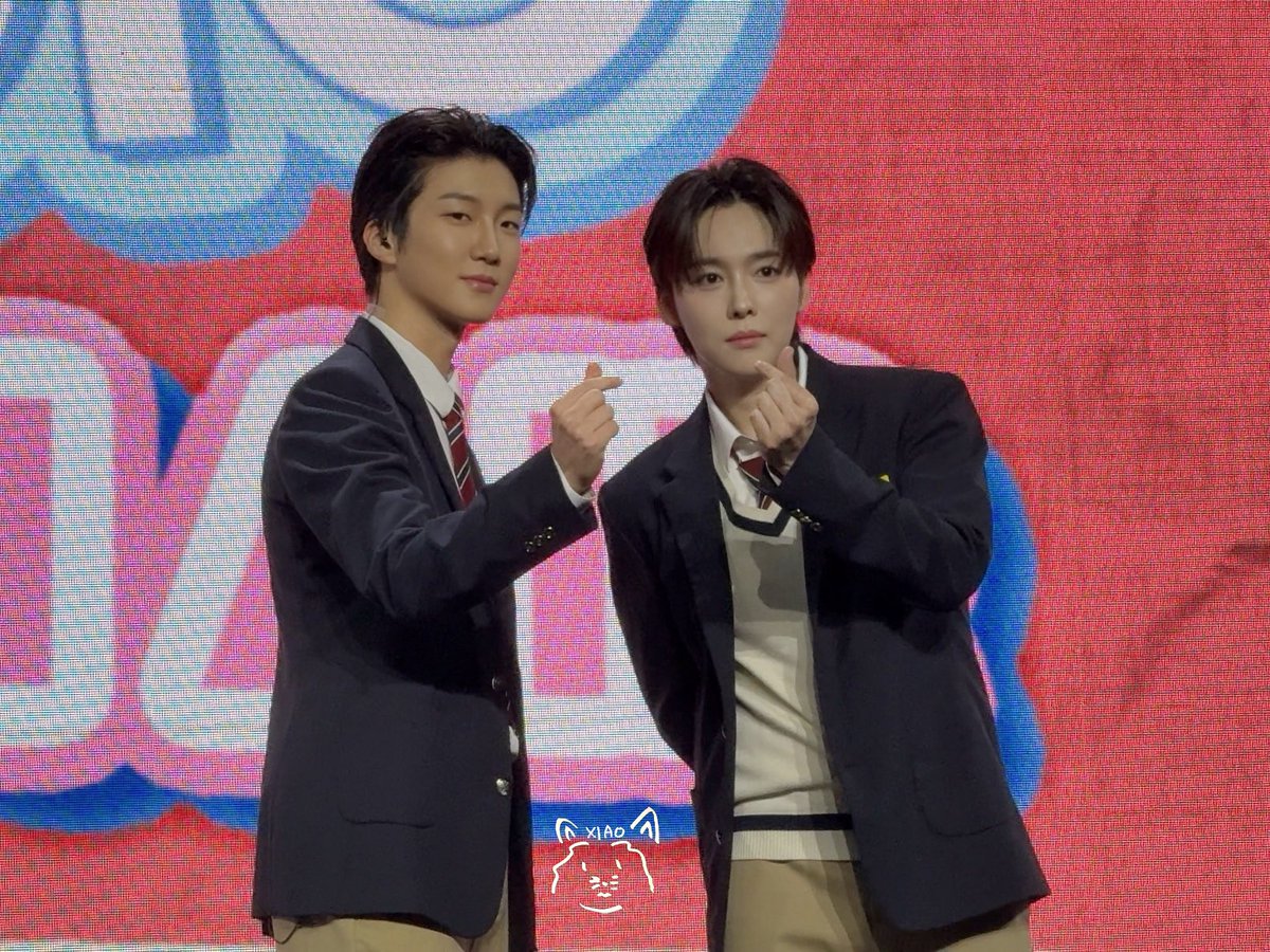 XIAOH_0517's tweet image. 위너 이승훈 김진우 
20260425 상하이 아이돌라디오
교복 오빠들의 하트 발사💘
#위너 #WINNER #이승훈 #HOONY #김진우 #JINU 
@official_hoony_ @official_jinu_