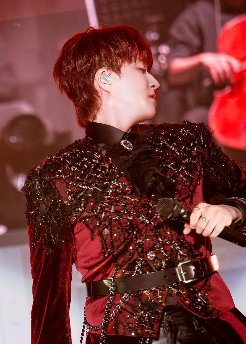 260425 THE LEGACY: SYMPHONY 일산 토요일 - 조민규 · 고우림

친바즈 울티마 26년 화려하게 부활 🐱🐻❤️‍🔥❤️‍🔥

#조민규 #CHOMINGYU #고우림 #KOWOORIM #forestella