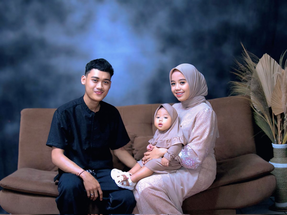 Loly Dermawan tweet media