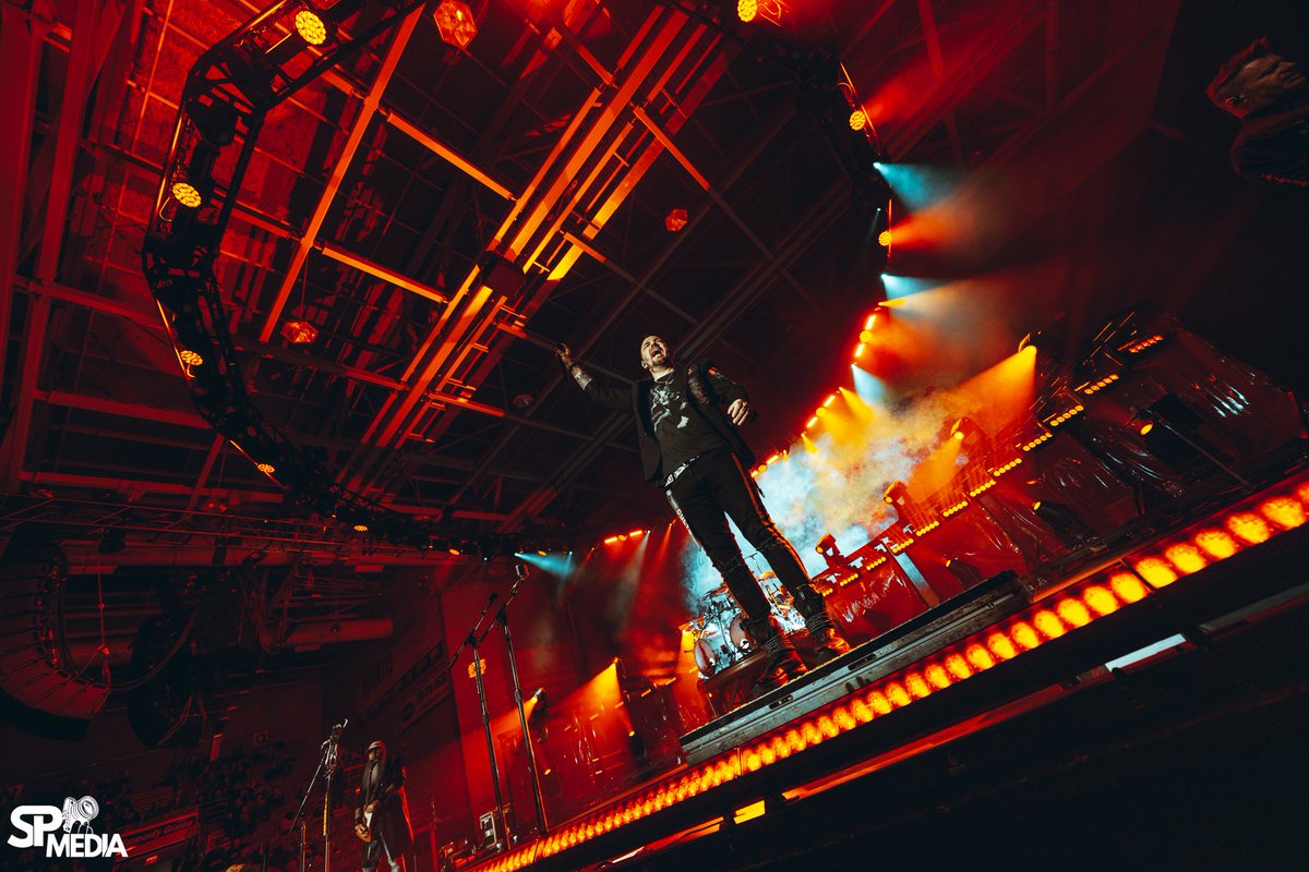 Grand Prairie knows how to party!! Thanks for the legendary SOLD OUT night 🤘🙏 

Are you ready, Regina?! See you shortly 🔥 

📷 <a href="/SPMediaAZ/">SanjayParikhMedia</a> 

#ThreeDaysGrace #AlienationTour #FingerEleven #RoyalTusk #GrandPrairie