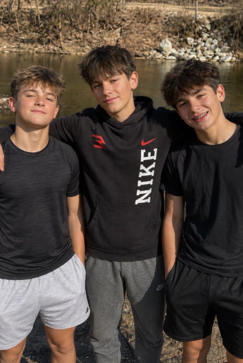 That_Boy_Lucas_'s tweet photo. https://t.co/FjrAnzX1zh