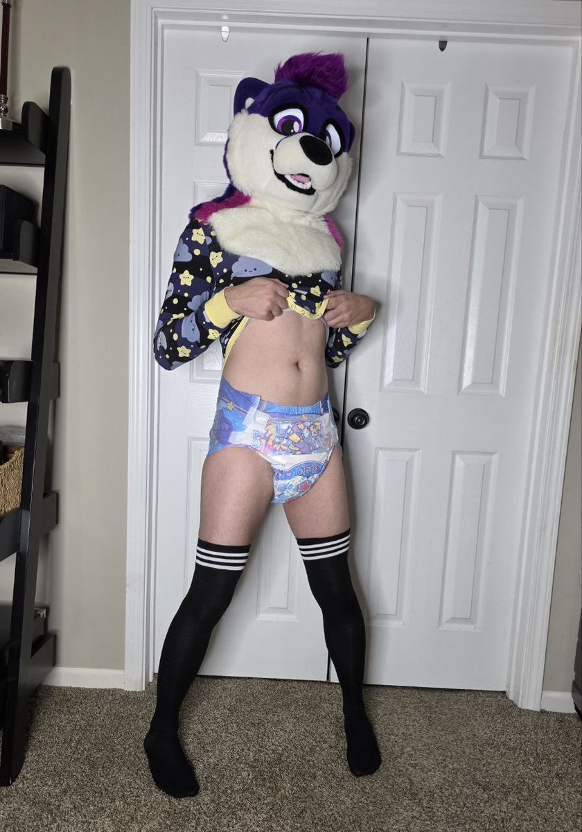 NovaTheOtter tweet media
