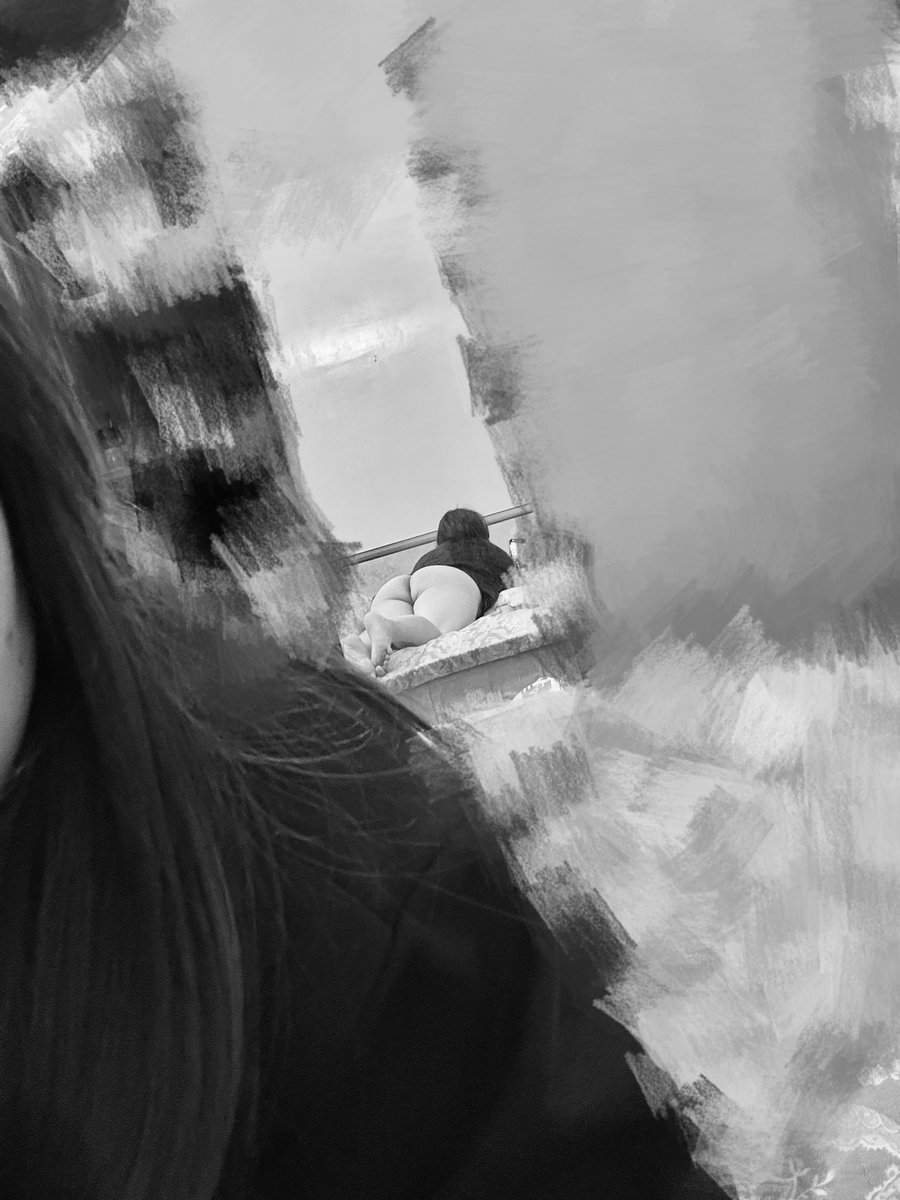 辦公室抱抱 tweet media