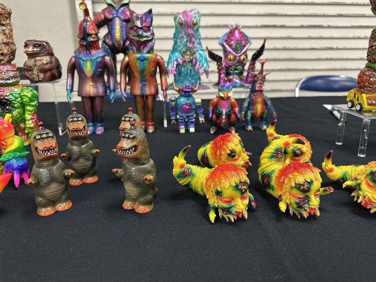 colorcrowcreate tweet media