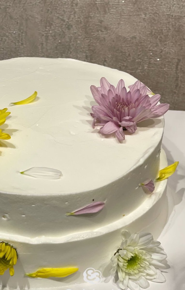 sweetdelight tweet media