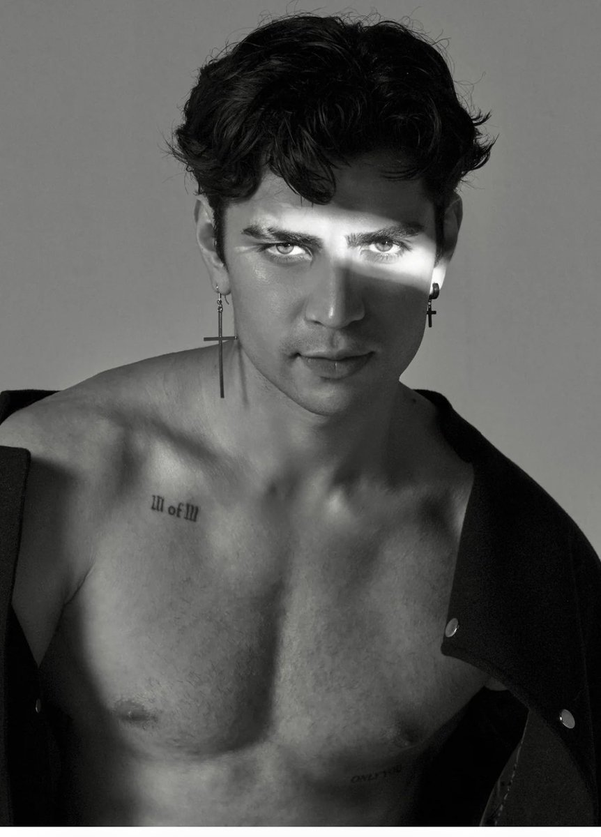 Yaya Meow 😺💜☿🐍 tweet media