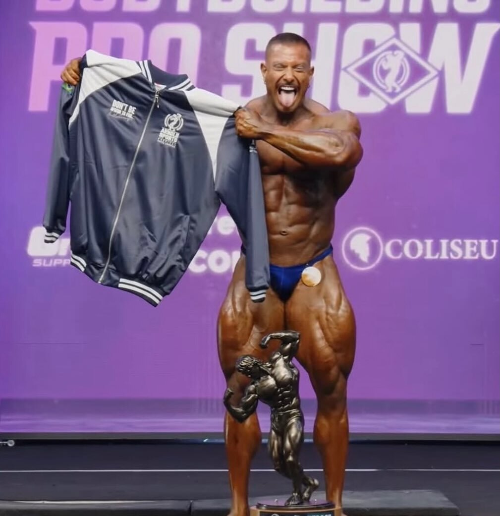 fitness_volt's tweet image. @leandroperespro wins 2026 @arnoldsportssouthamerica 💪🏻💪🏻

#bodybuilding #fitnessvolt #muscle