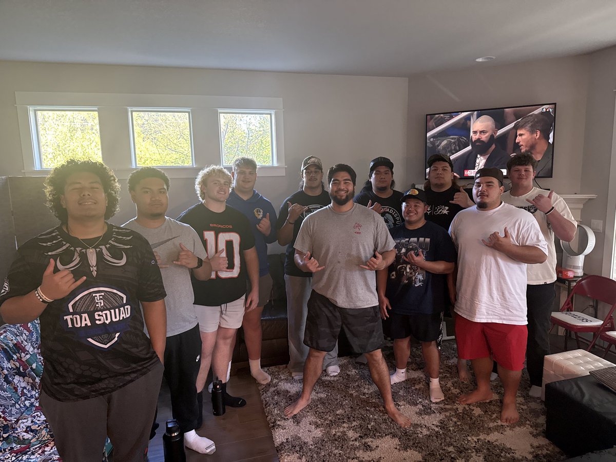 Kit Taura tweet media